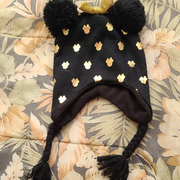 Disney Black and Gold Kids Hat - Picture 1 of 1